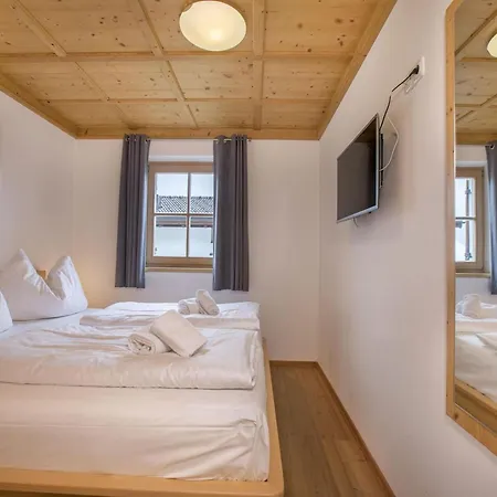 In Koenigsleiten Near Zillertal Area 샬레 *