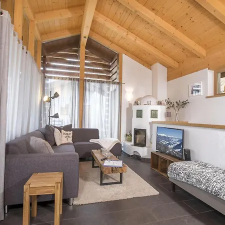 بيت للعطل Austrian Mountain Retreat *