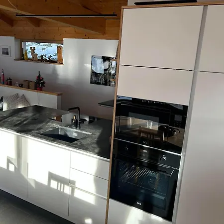 بيت للعطل Austrian Mountain Retreat *
