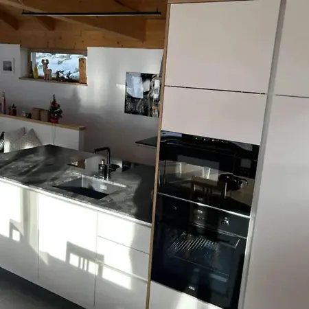 بيت للعطل Austrian Mountain Retreat
